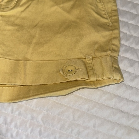 Max Rave Yellow Women's Shorts - Picture 4 of 4